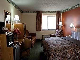 Super 8 Jacksonville3