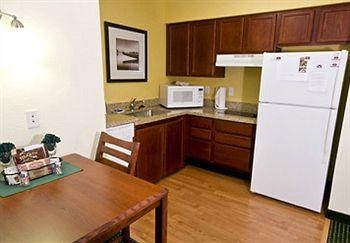 Residence Inn By Marriott Houston Greenspoint3