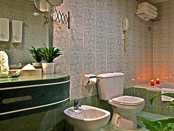 DELMON PALACE HOTEL4
