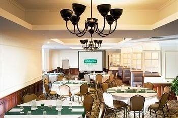 Holiday Inn Brisbane0