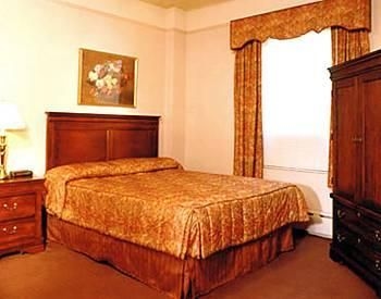 Newton Hotel4