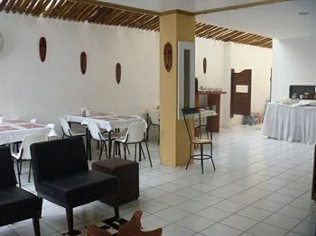 Cafe Club Salvador2