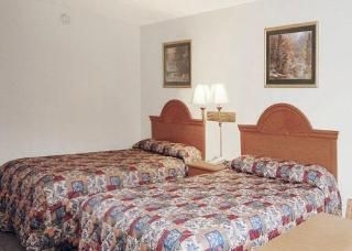 Econo Lodge1