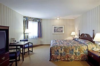 Quality Hotel & Suites Sherbrooke3