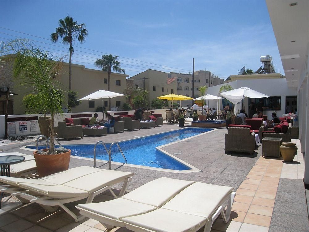 THE PALMS HOTEL APARTMENTS2