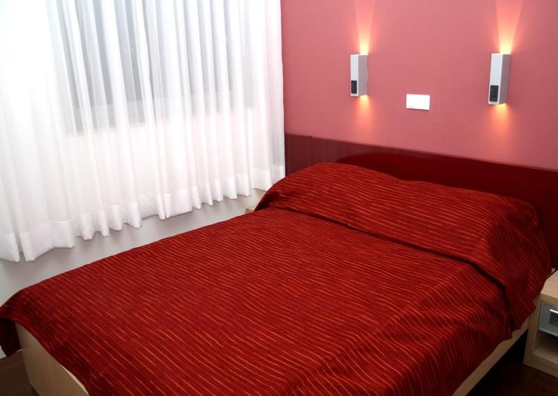 Dream Hotel1