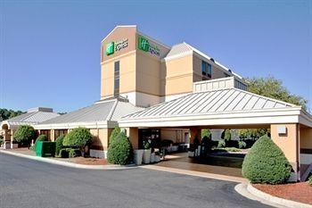 Holiday Inn Express Goldsboro2