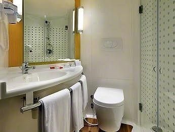 โรงแรมไอบิสบาหลี กูตา (Ibis Bali Kuta Hotel)3