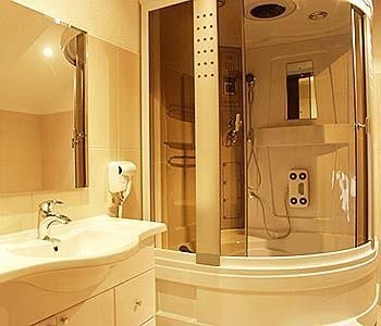 Business and Spa Hotel Olsi3