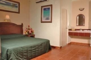 Hotel Marlon Heroes3