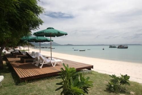 เสม็ด คลิฟ รีสอร์ต (Samed Cliff Resort)4