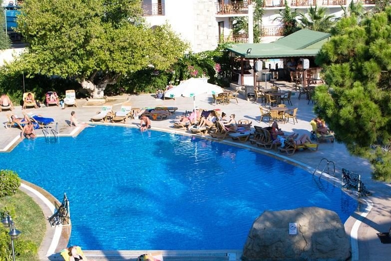 Royal Palm Beach Hotel2