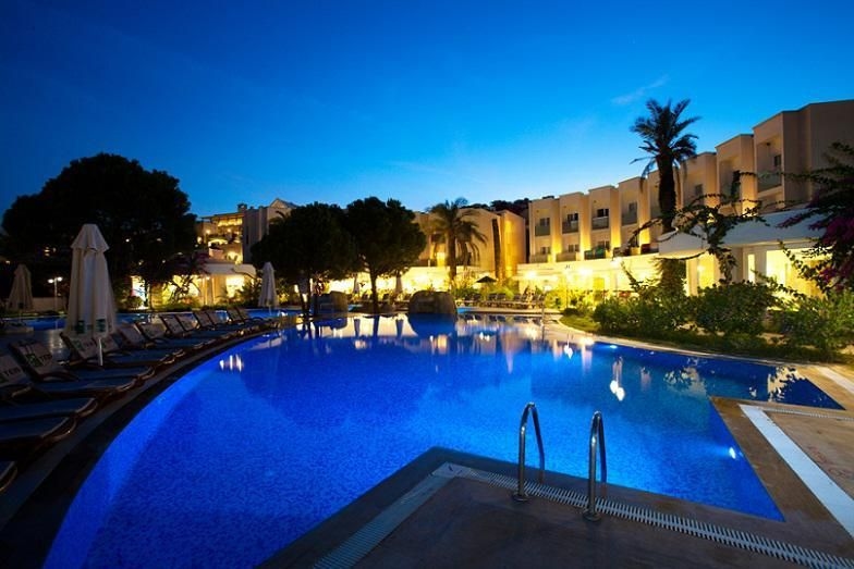 Royal Palm Beach Hotel0