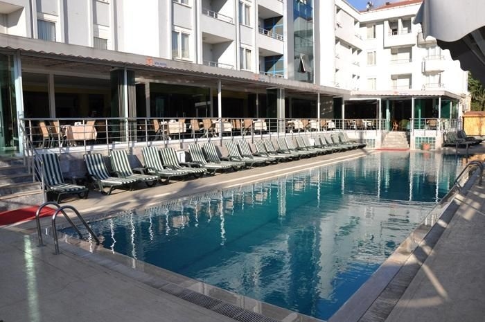 Ata Hotel4