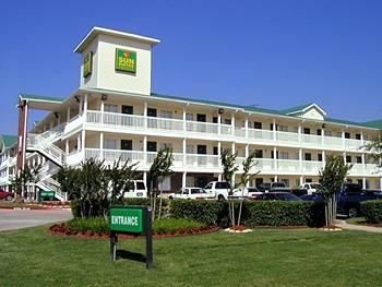 Sun Suites Of Plano0