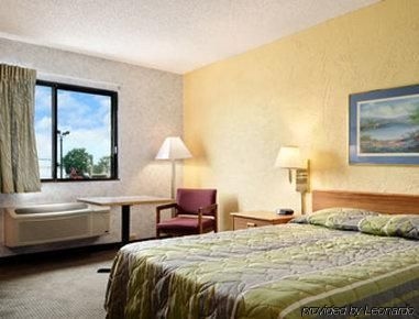 Travelodge Denton/I-353