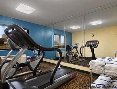 Travelodge Denton/I-351