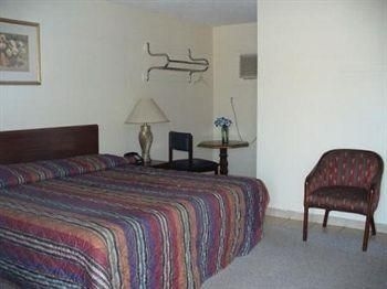 International Motel2