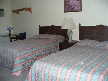 International Motel4