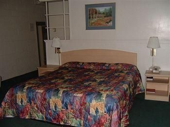 Budget Motel1