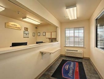 Howard Johnson Las Vegas2