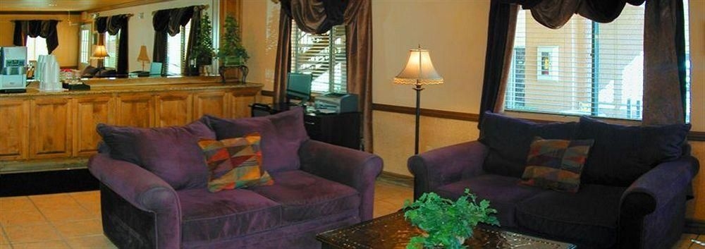 Nellis Suites At Main Gate2