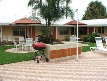 Ronny Dee Resort Motel3