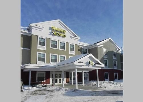 Mainstay Suites4