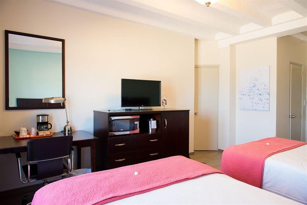 Sheldon Hotel1