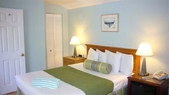 Key Lime Inn3