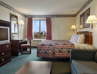 Days Inn O Fallon4