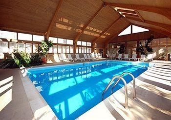 Quality Inn and Conference Center Burr Ridge3