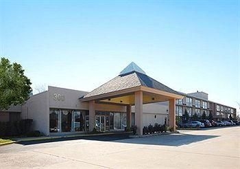 Quality Inn and Conference Center Burr Ridge4