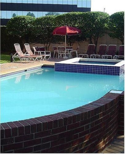 Chase Suite Hotel Baton Rouge1