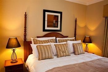 Chase Suite Hotel Baton Rouge3