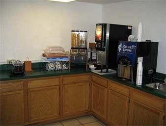 Knights Inn Athens4