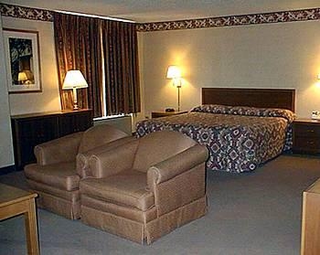 Oak Hills Medical Center Hotel3