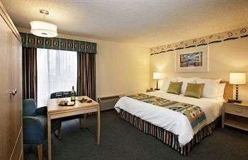 The Inn at Venice Beach0
