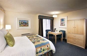 The Inn at Venice Beach1