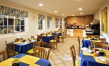 The Inn at Venice Beach3