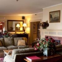 Stowe Inn & Tavern0