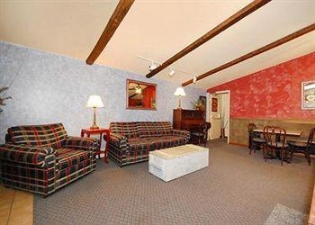 Econo Lodge Killington Area4