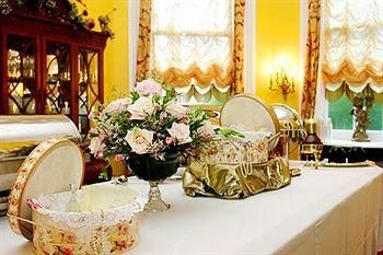 Magnolia Mansion4