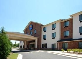 Comfort Inn & Suites Near Lake Lanier3