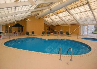 Quality Suites Wolfchase3
