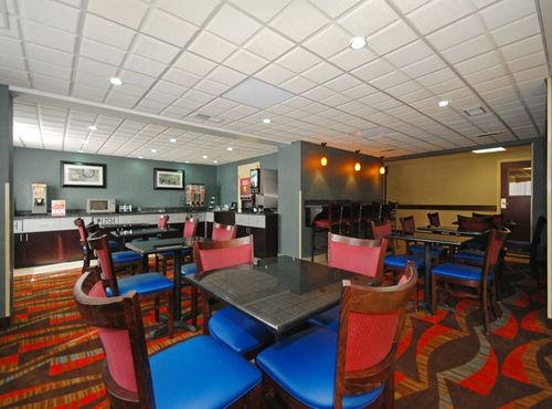 Best Western Dutch Valley Inn4