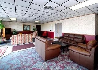 Econo Lodge Airport3