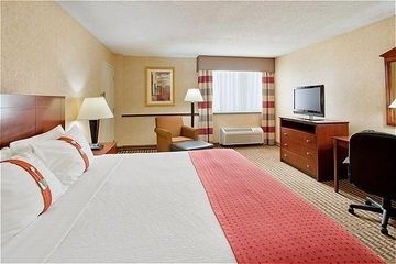 Holiday Inn Allentown Center City3