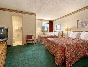 Days Inn Levittown Bristol4