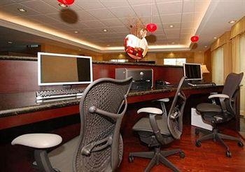 Comfort Suites2